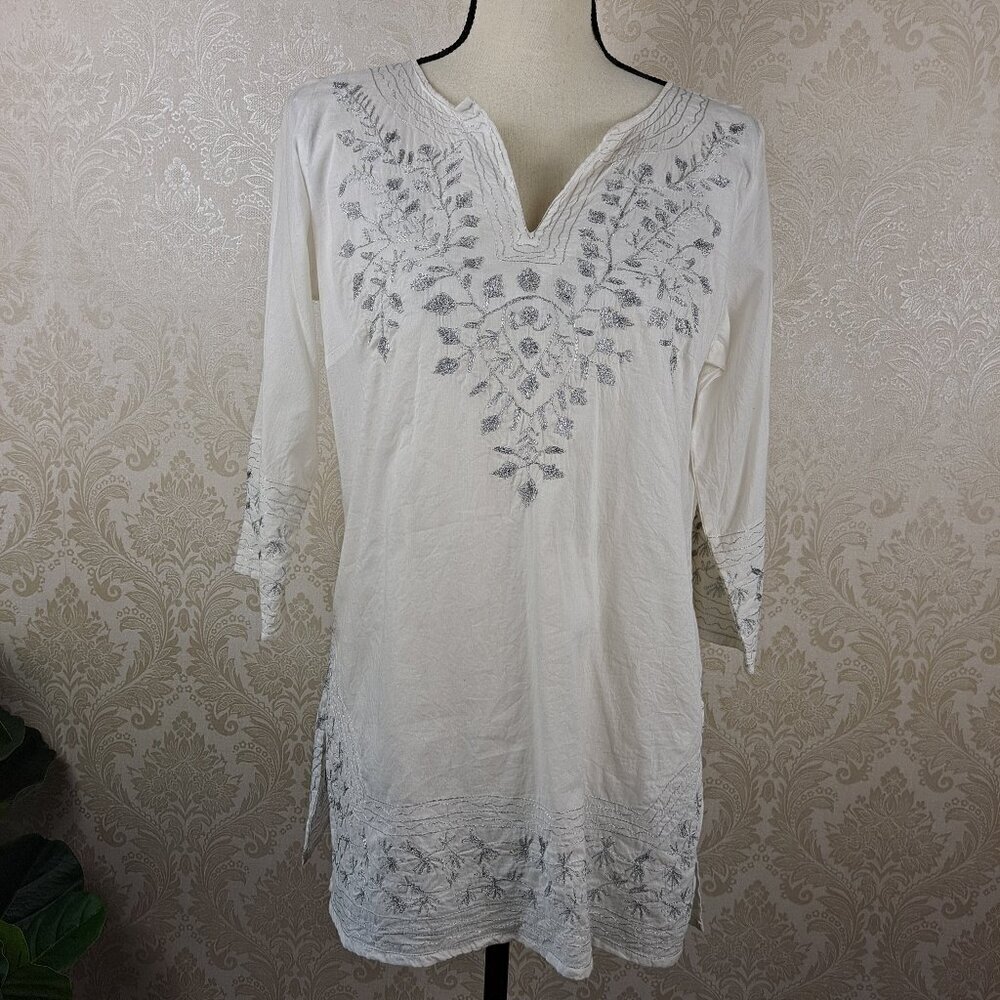 Gretchen Scott Designs Size XS White Tunic Silver Embroidery 100% Cotton 3/4 Slv